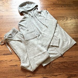 Men’s NakedCashmere grey jogger set. Size L
